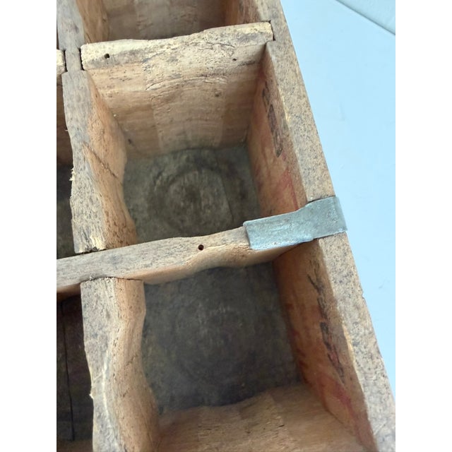 Early 20th Century Vintage Garger Soda Wooden Bottle Crate – St. Louis, Missouri For Sale - Image 5 of 8