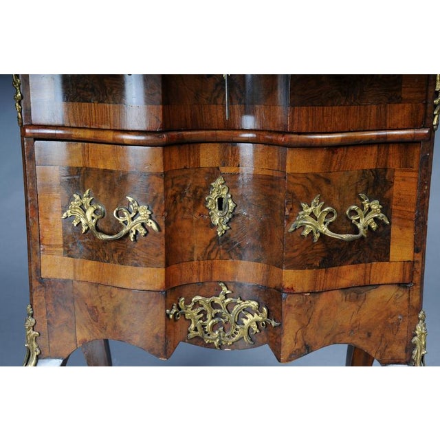 Antique Chest of Drawers in Oak with Walnut Veneer, Dresden, 1870 For Sale - Image 10 of 17