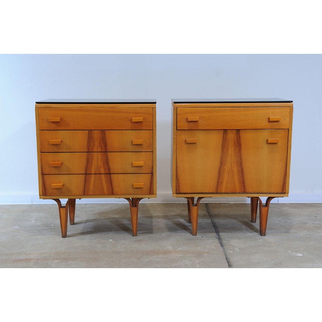 Mid-Century Modern Mid-Century Nightstands in Ash Veneer & Black Glass by František Mezulánik for Nový Domov, Czechoslovakia, 1970s, Set of 2 For Sale - Image 3 of 18