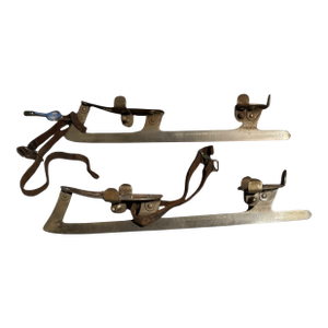 Pair Primitive Antique Metal Ice Skates With Leather Straps Union Hardware 11.5