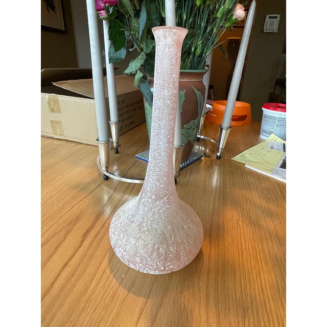 Precious vase by Seguso glass art. The dating of the work started in the '50s and went into the 70's. The color is a...
