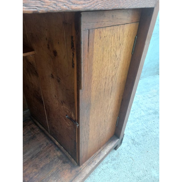 Vintage Trade Counter in Oak, 1890s For Sale - Image 16 of 18