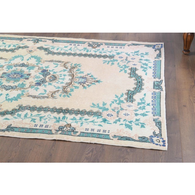 1970s 1970s Turkish Oushak Handmade Wool Cotton Beige Area Rug For Sale - Image 5 of 10