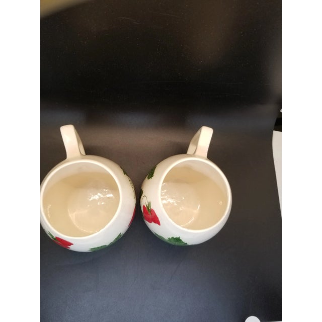 1970s Vintage Hobbiest Handpainted Strawberry Mugs, Set For Sale - Image 5 of 7