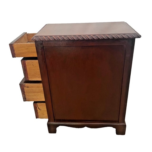 1960s Vintage Mahogany Nightstand Cabinet Chest Four Drawers Rope Twist Carved Top For Sale - Image 5 of 10