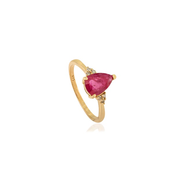 Modern 1.21 Carat Certified Ruby and Diamond Statement Ring Size 5.5 for Wedding in 14k Gold For Sale - Image 3 of 14
