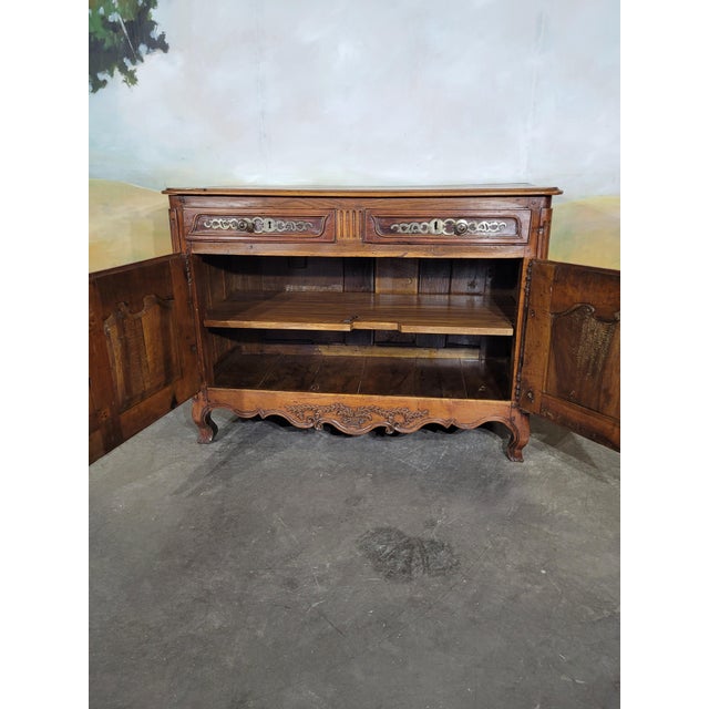 Louis XV Buffet Bas in Walnut For Sale - Image 6 of 13