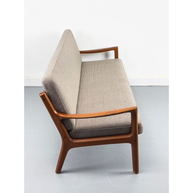 Ole Wanscher Teak 3-Seater Senator Sofa by Ole Wanscher for France & Søn, 1964 For Sale - Image 4 of 18