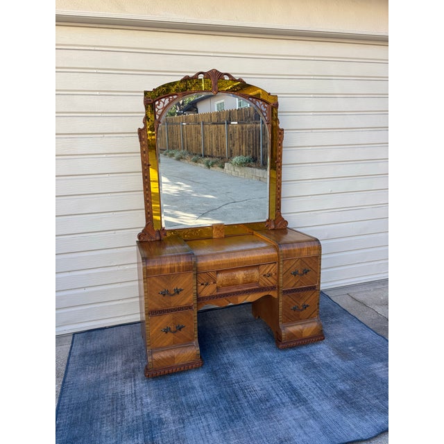 Wood Vintage 1930s Art Deco Waterfall Bedroom Furniture Set Featuring Matching Wooden Grain Veneer Panels, Curved Edges, and Arched Mirrors For Sale - Image 7 of 12