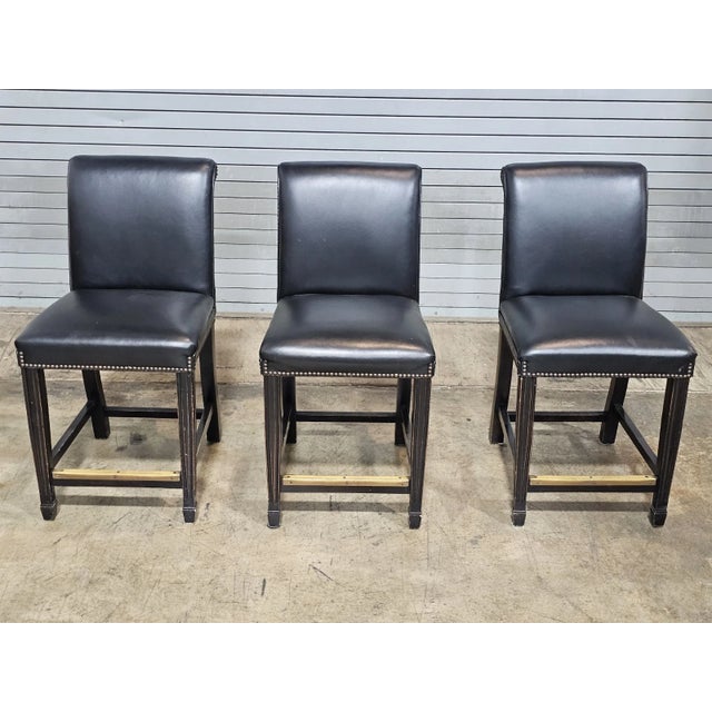 Traditional Set of Three Statesville Mahogany Frame Black Leather Bar Stools Counter Stools For Sale - Image 3 of 4