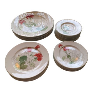 Vintage Red Geranium Dish Set of 19 Pieces For Sale