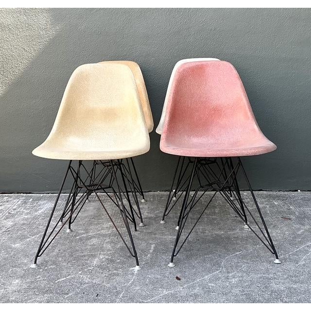 Mid-Century Modern Vintage Eames “Eiffel Tower” Fiberglass Chairs - Set of 4 For Sale - Image 3 of 12