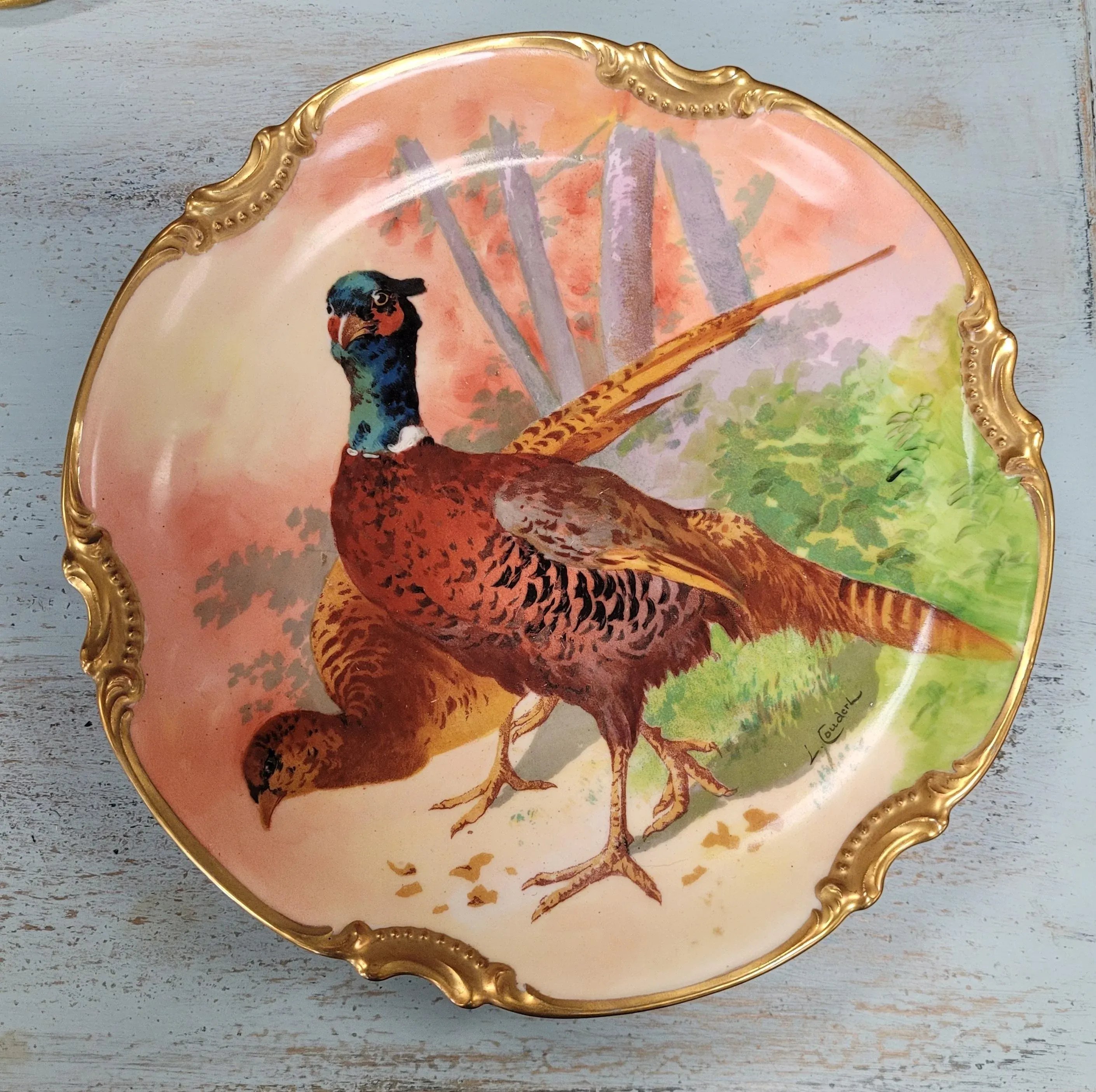 ANCIENNE MANUFACTURE E LIMOGES プレート Early 20th Century Limoges Cabinet Plate Featuring Pheasants