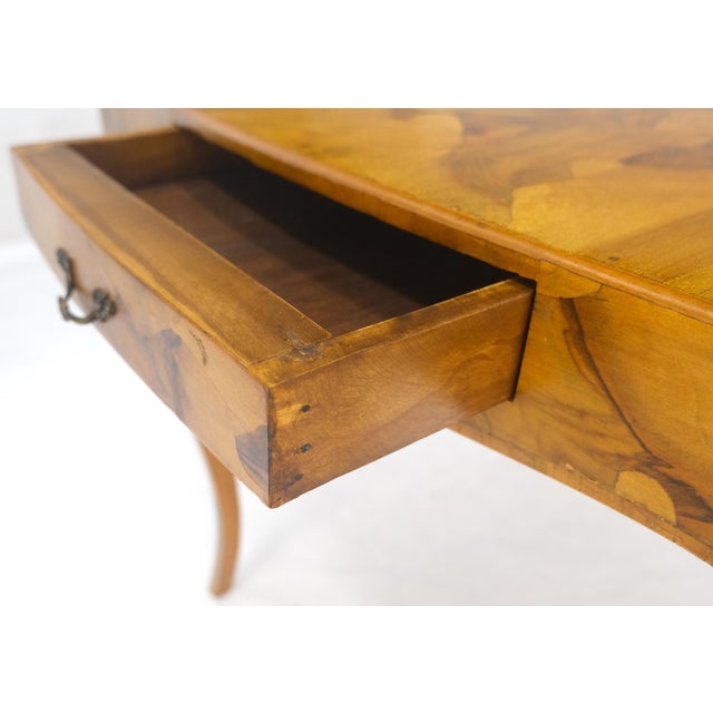 Fine Burl Olive Wood Elegant Italian Square Game Table MINT