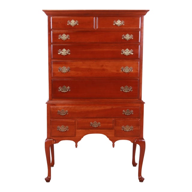 Ethan Allen Early American Queen Anne Solid Cherry Wood Highboy Dresser For Sale