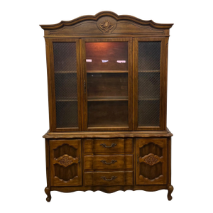 Vintage Broyhill French Country Style Walnut China / Display Cabinet