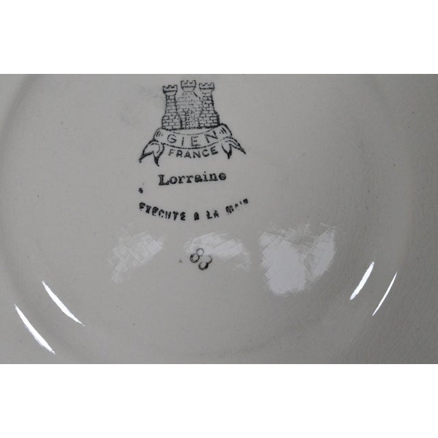 1950s Gien France “Lorraine” Floral Faience Dessert & Serving Set, 8 Pieces For Sale - Image 6 of 16