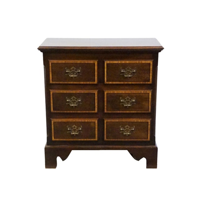 Chippendale High End Vintage Banded Mahogany Traditional Chippendale Style 30" Nightstand W. Jewelry Storage For Sale - Image 3 of 12