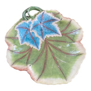 Early 19th Century Continental Turquoise Porcelain Leaf Dish For Sale