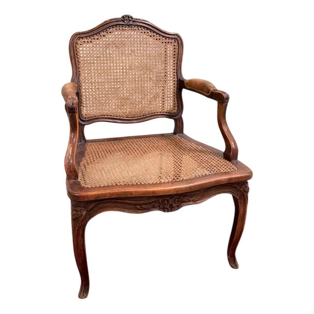 Louis XV Provençal Armchair in Carved Walnut For Sale