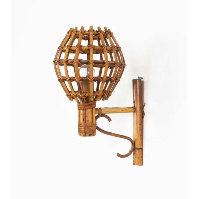 1960s Mid-Century Rattan and Bamboo Wall Sconce in the style of Louis Sognot, 1960s For Sale - Image 5 of 9