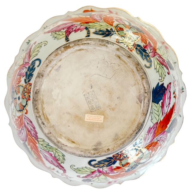 Ceramic 1970s Large Scalloped Chinese Export Tobacco Leaf Porcelain Statement Centerpiece Bowl For Sale - Image 7 of 7