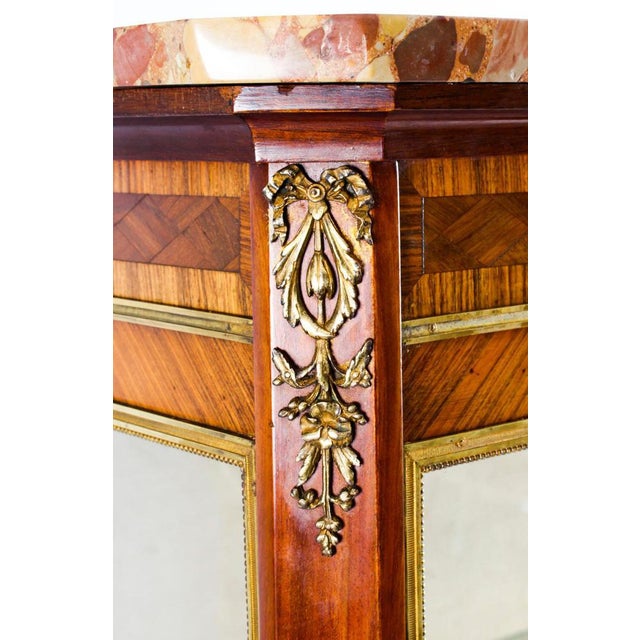 French Parquetry Ormolu Mounted Vitrine Cabinet, 19th Century For Sale - Image 9 of 18