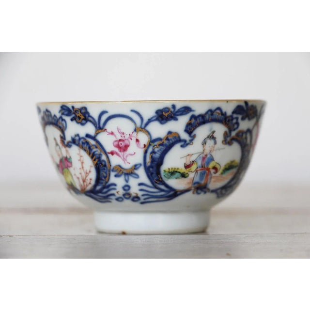 18th Century Qianlong Porcelain Bowl Depicting Scenes For Sale - Image 6 of 13
