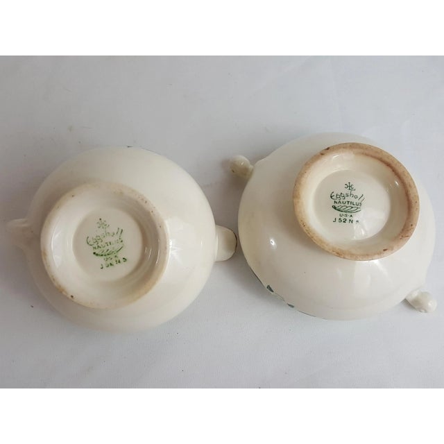 Farmhouse Homer Laughlin Eggshell Nautilus Gardenia Gold Trim Sugar and Creamer - A Pair For Sale - Image 3 of 3