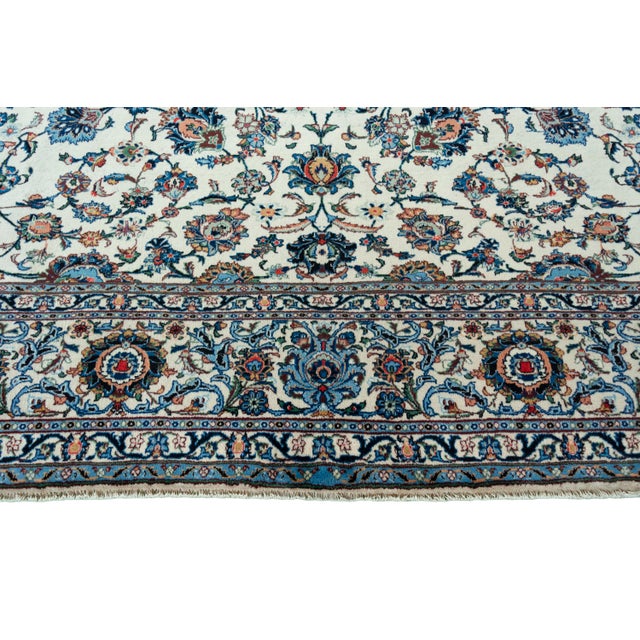 Textile Kashan Oriental Rug in Wool For Sale - Image 7 of 12