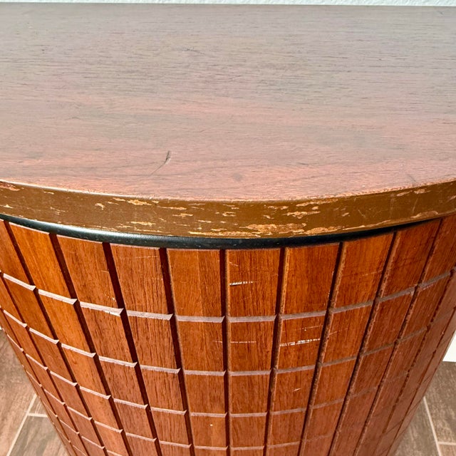 Mid Century Modern Vintage Clothing Laundry Hamper Walnut & Metal MCM VTG Mid century modern laundry / clothing hamper....