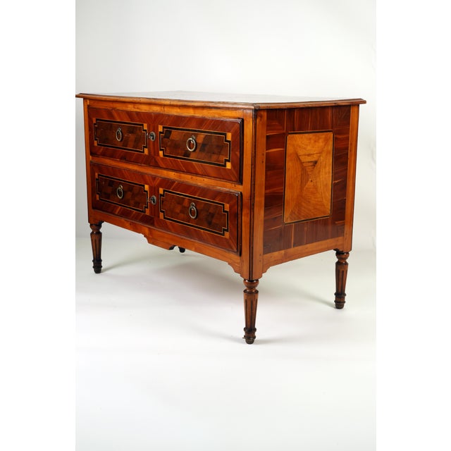 Brown Antique Commode in Walnut, 1790 For Sale - Image 8 of 16