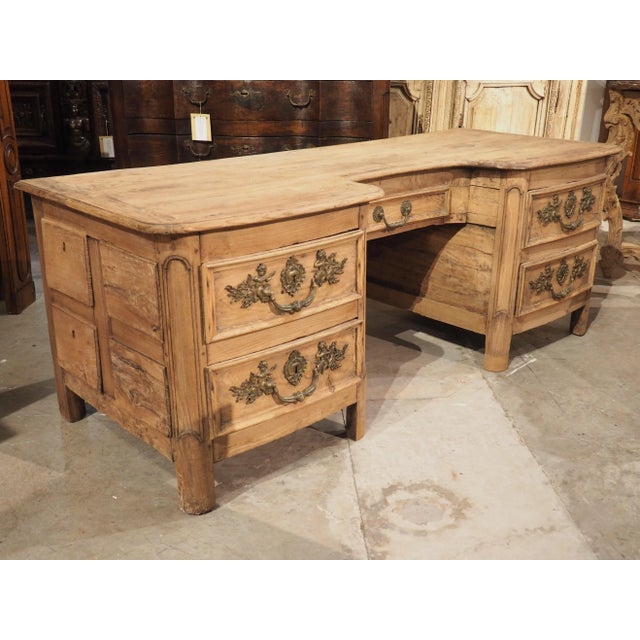 French Chestnut and Oak Desk From Le Grand Monarque à Chartres, Circa 1720 For Sale - Image 10 of 13
