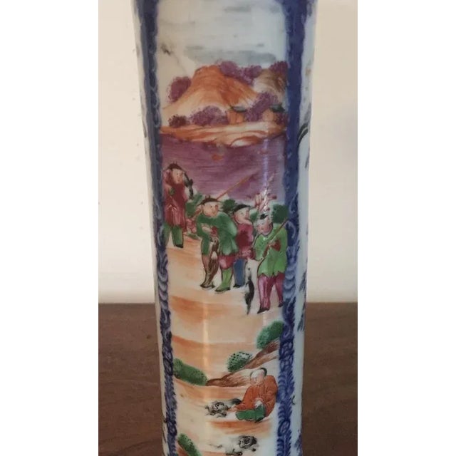 Ceramic 18th Century Chinese Export Porcelain Decorated Vase For Sale - Image 7 of 11