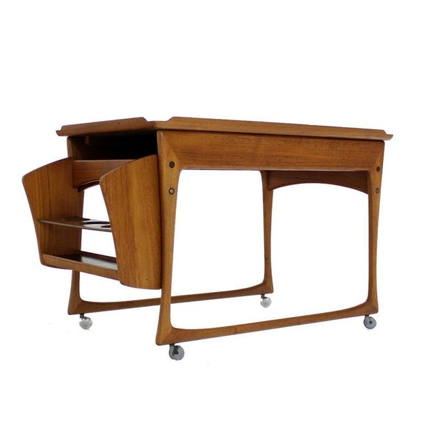 Mid-Century Modern Danish Modern Rolling Teak Bar Cart For Sale - Image 3 of 10