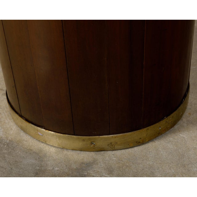 English Victorian Period 19th Century Oak and Brass Peat Bucket with Tôle Liner For Sale - Image 9 of 11