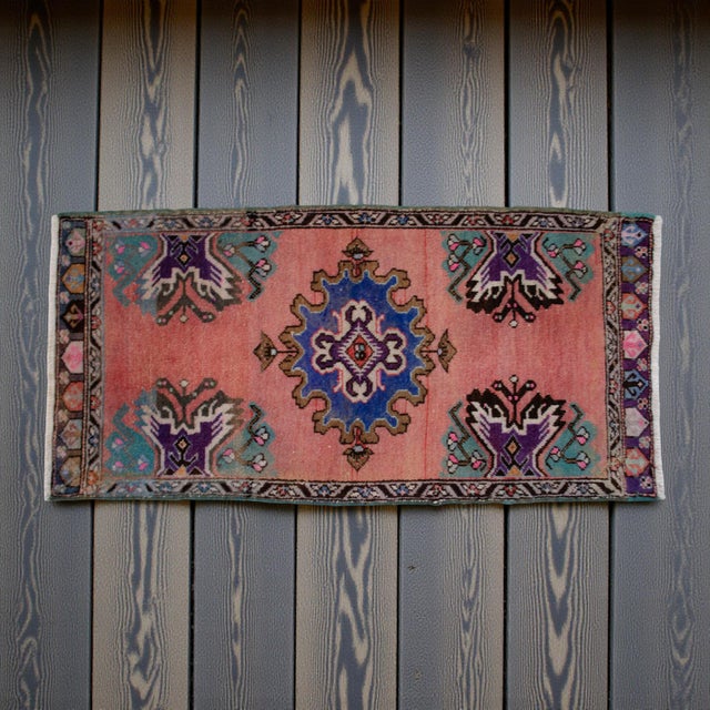 Contemporary 1970s Front of Kitchen Sink Rug Hand Made Small Turkish Rug Bath Mat Faded Mini Rugs 1'8" X 3'6" For Sale - Image 3 of 9