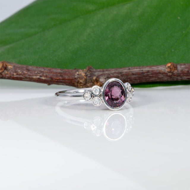 Metal Purple Spinel Ring With Earth-Mined Diamond Accents in Solid 14k Gold, Size 6.75 For Sale - Image 7 of 9