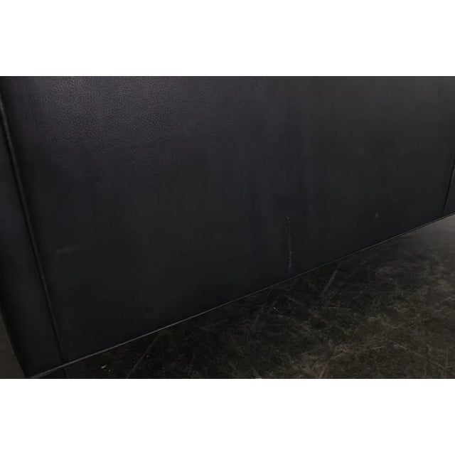 Model 2332 Sofa in Leather by Børge Mogensen for Fredericia For Sale - Image 12 of 14