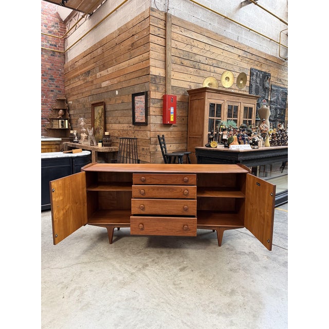 Teak Enfilade by John Herbert for A. Younger Ltd., 1960s For Sale - Image 4 of 14
