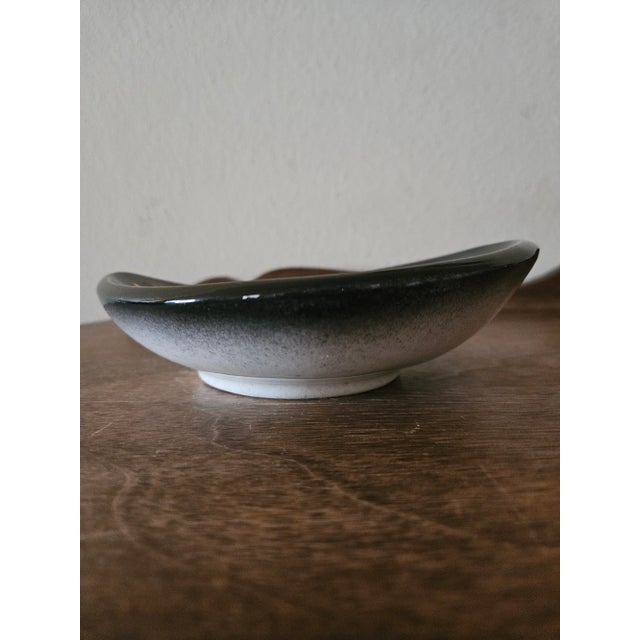 White Vintage Sascha Brastoff Ceramic Bowl For Sale - Image 8 of 12