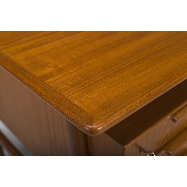 Model 75 Teak Desk by Gunni Omann for Omann Jun Furniture Factory, 1960s For Sale - Image 12 of 18