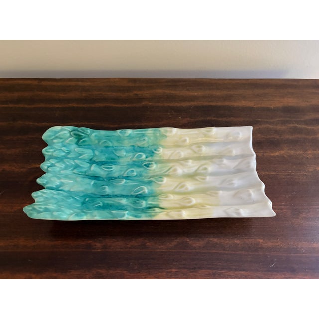 Farmhouse Vintage French Country Majolica Asparagus Dish in Turquoise and Cream For Sale - Image 3 of 8