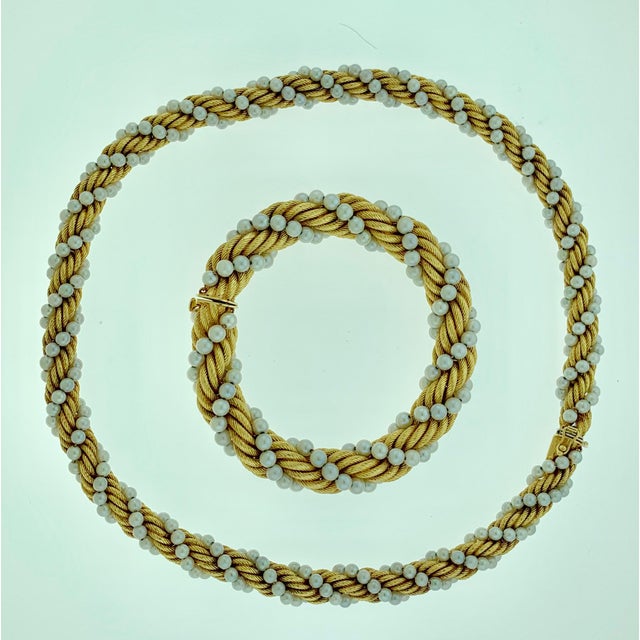 Late 20th Century Late 20th Century Bucherer Two-Piece Necklace and Bracelet Set in 18 Karat Yellow Gold and Pearls For Sale - Image 5 of 18