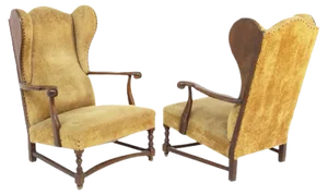 Set of English Armchairs in Velvet and Walnut Wood, Late 19th Century