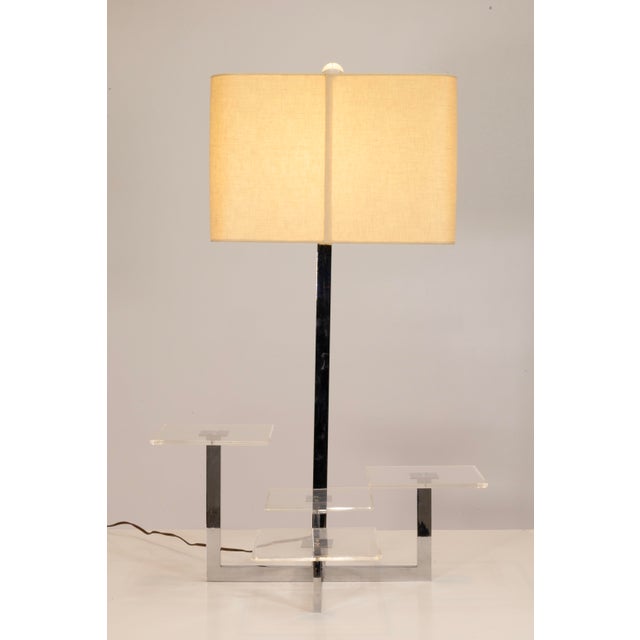 Large Staggered Lucite Tray and Chrome Table Lamp For Sale In Detroit - Image 6 of 7