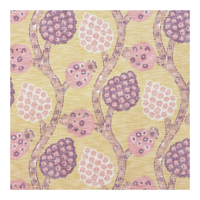 Sample - Schumacher Annabel Warp Print Fabric in Gold For Sale