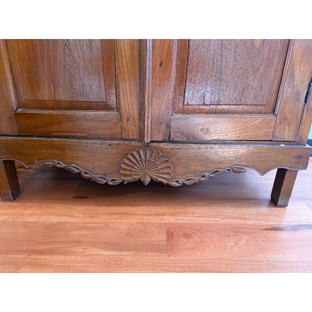 Early 20th Century Antique Solid Wood Cabinet / Wardrobe With Slatted Doors For Sale - Image 5 of 5