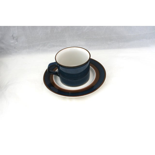 Vintage 70s Haniwa Ranmaru Capri Pattern Stoneware Cups & Saucers - 8 Pieces For Sale - Image 10 of 13
