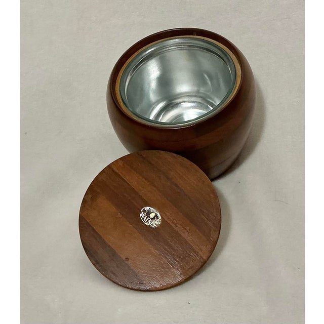 Quaker Vintage Mid-Century Modern Apple Shaped Ice Bucket Quaker Solid American Walnut For Sale - Image 4 of 12